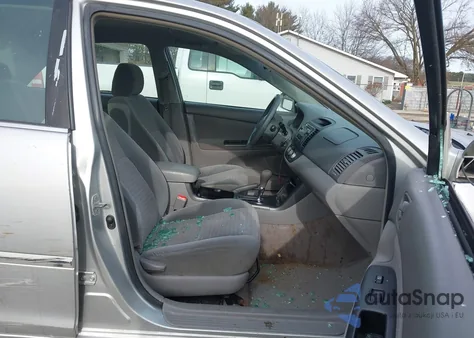 2005 Toyota Camry Le from USA, damaged, VIN 4T1BE32K85U089225